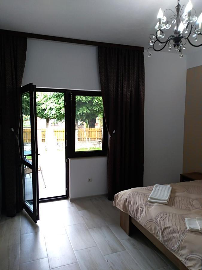 Apartamento Casa Roka Ieşelniţa Exterior foto
