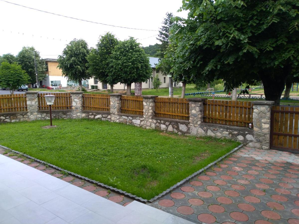 Apartamento Casa Roka Ieşelniţa Exterior foto